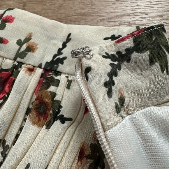 Floral Pleated Flowy Midi Skirt Neutral Colours Size Medium - Picture 9 of 12